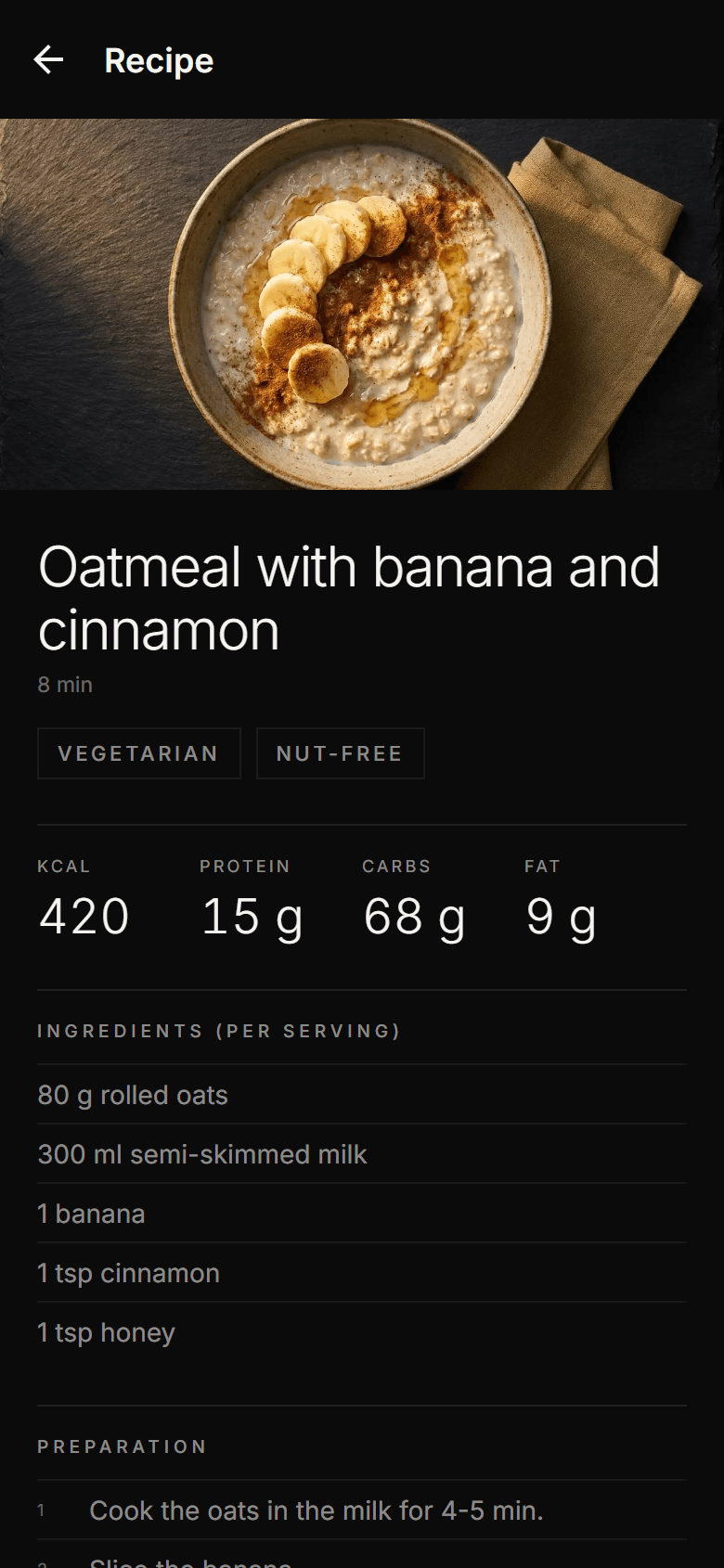 A recipe detail in Athverge: oatmeal with banana, with macros, ingredients and preparation
